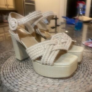 Marc Fisher LTD Chesse Woven Crisscross Ankle-Strap Platform Sandals Size 6 $150